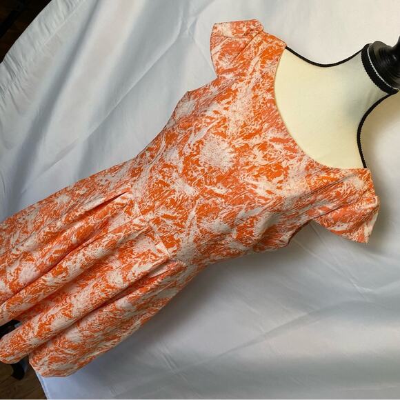 Betsey Johnson Jacquard Floral Orange Pleated Fit & Flare Dress Size 10 Womens - Picture 2 of 14